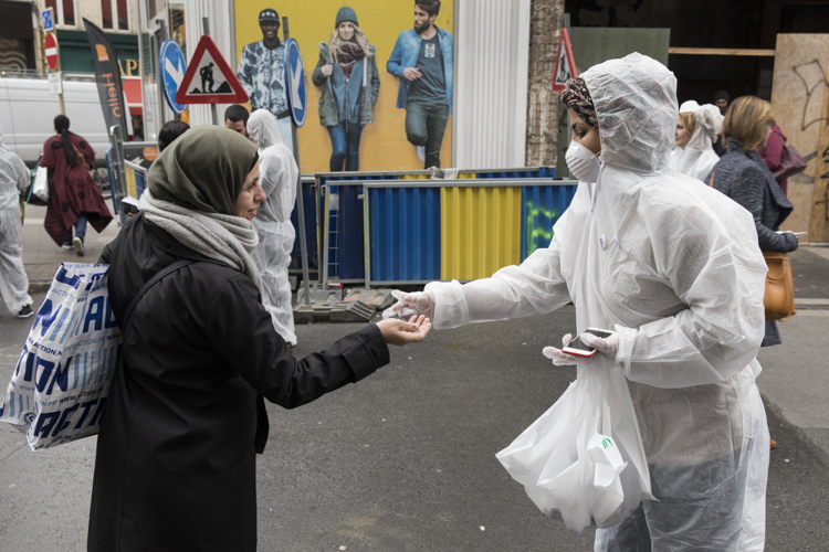 Onverschilligheid is een ziekte @ Brussel (c)AZG