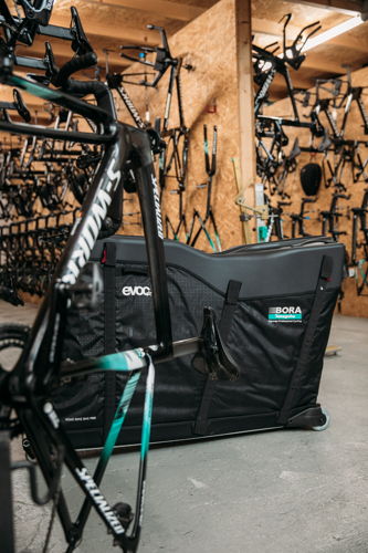 EVOC Road Bike Bag Pro ©EVOC – Marco Schmidt