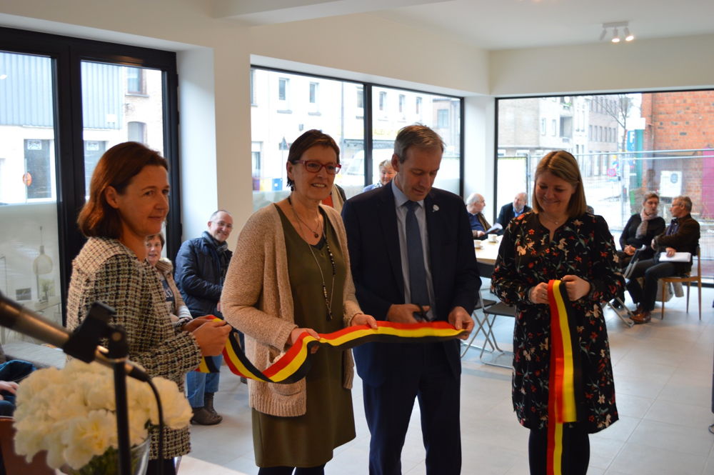 VLNR: Sophie Deprez (Cores Development), Christel Geerts (Schepen), Lieven Dehandschutter (Burgemeester Sint-Niklaas) en Katrien Lauwers (Assist)