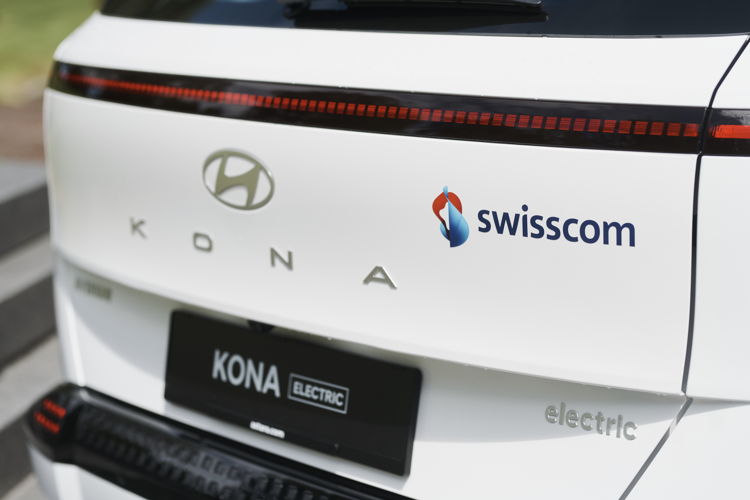 Swisscom elektrifiziert ihre Fahrzeugflotte mit 1’200 E-Autos von Hyundai