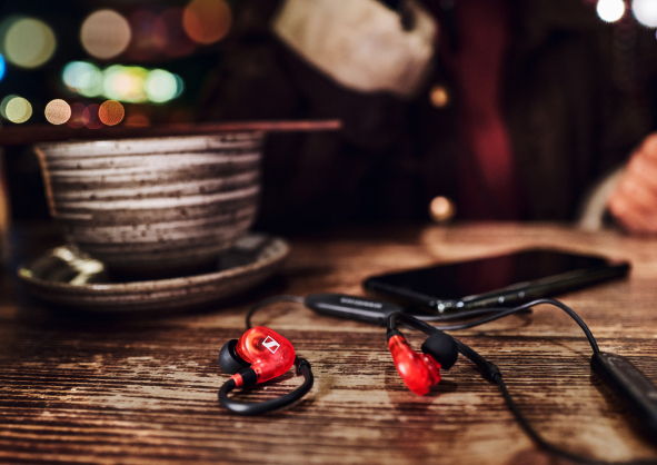 The IE 100 PRO Wireless in-ears offer stellar stage sound to go and for home use