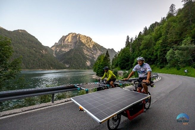 La film "Sun Trip Alpes" : le rendez-vous des aventuriers en vélos solaires