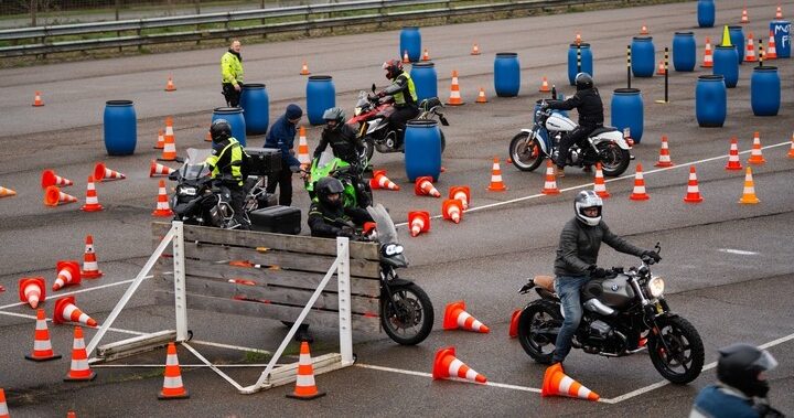 21 locaties in Vlaanderen verwelkomen motorrijders voor veilige start van het motorseizoen - Dag van de Motorrijder.
