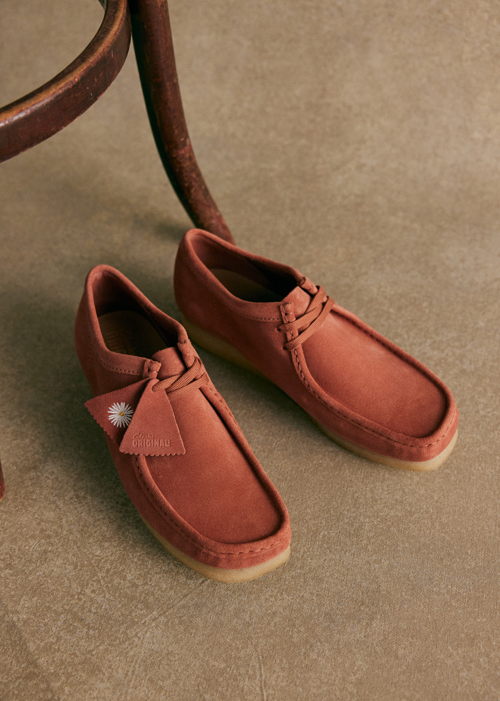 Octobre Editions - Chaussure Clarks - Wallabee Terracotta Suede - 160€