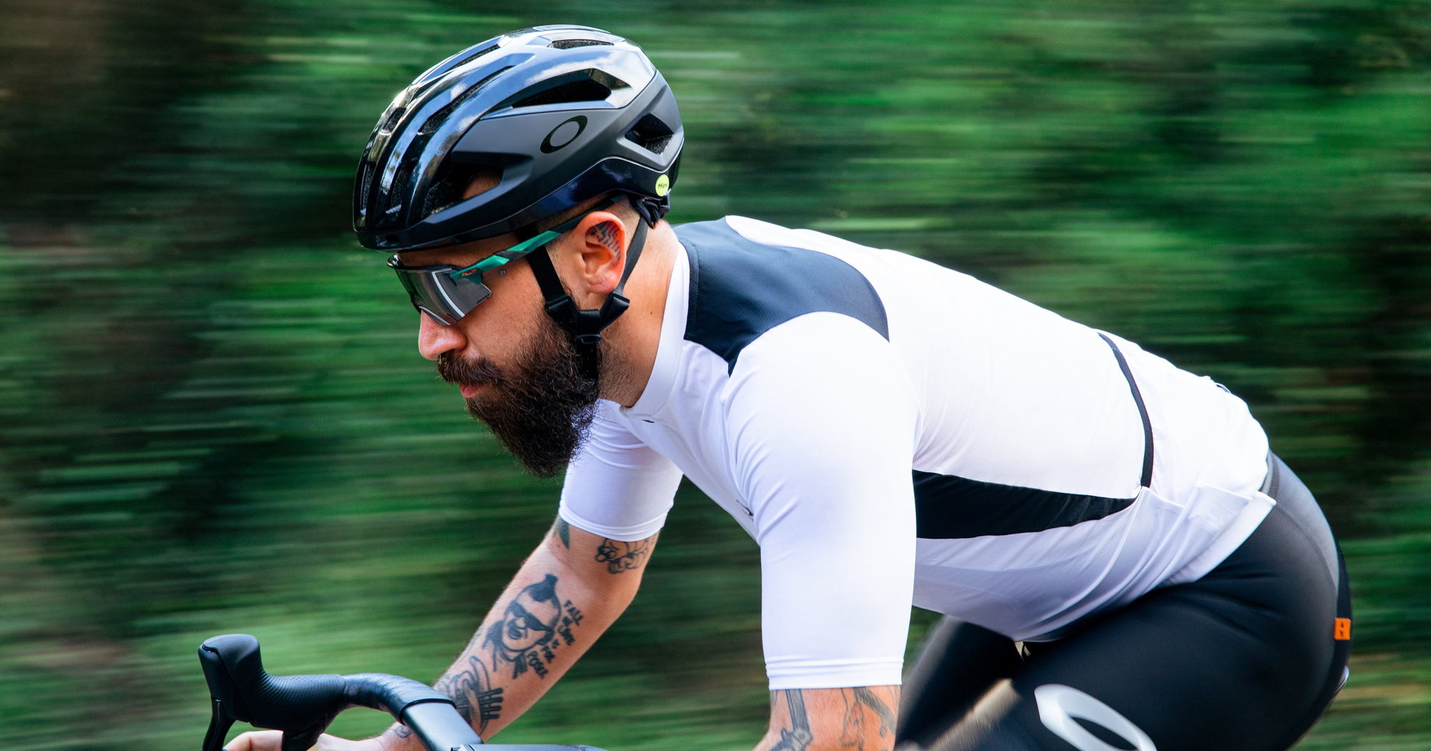 THE OAKLEY® 2023 BIKE COLLECTION HAS YOU COVERED ON ALL TERRAINS