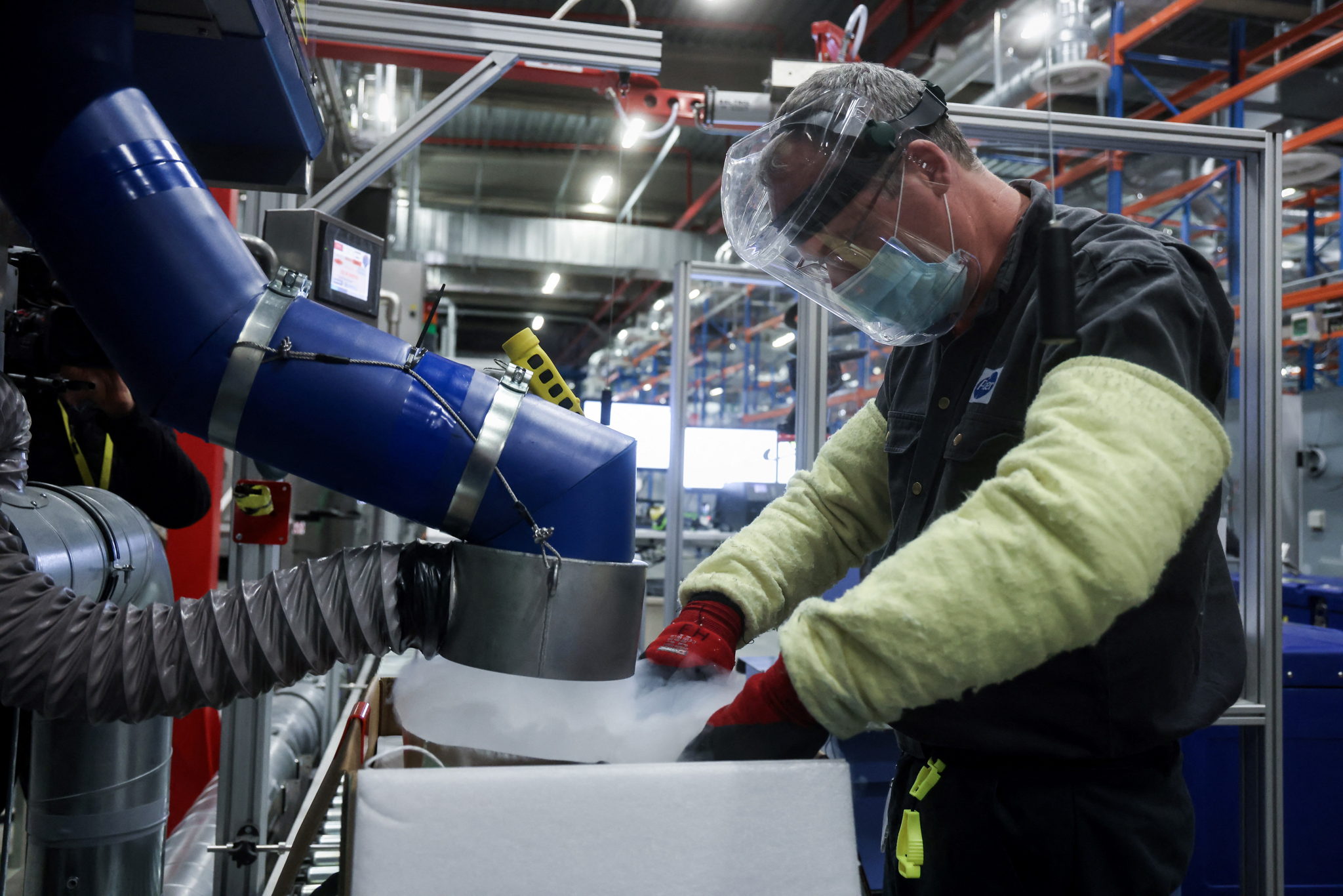 Employment minister to roll out sector-wide discrimination tests this autumn