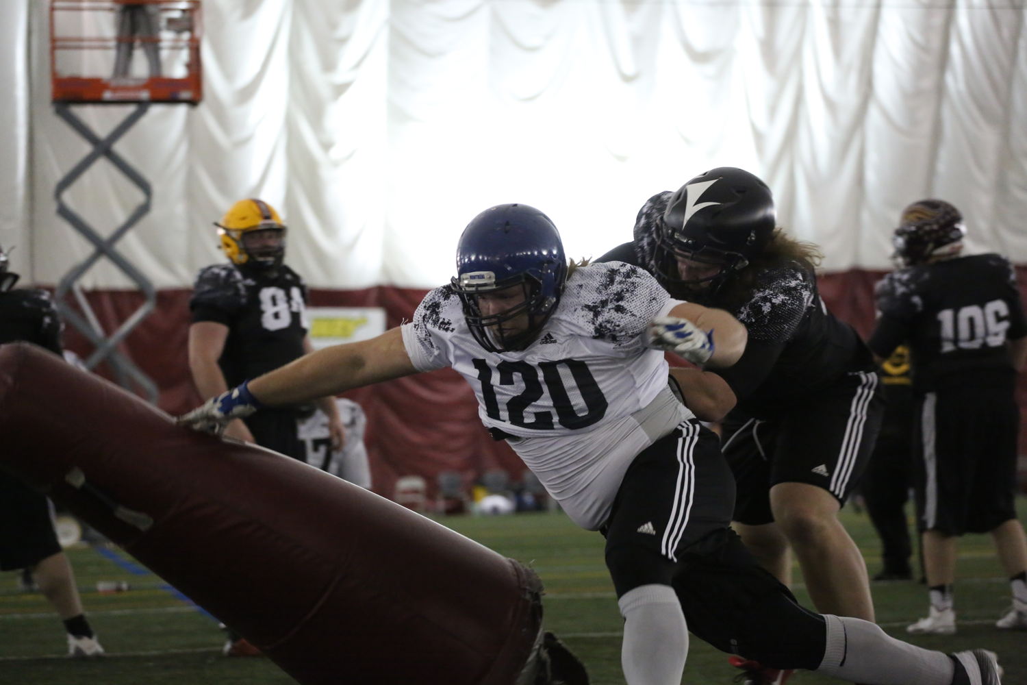 Mathieu Dupuis au camp d'évaluation régional de l'Est présenté par adidas. Crédit photo: Briana Thicke/LCF.ca.
