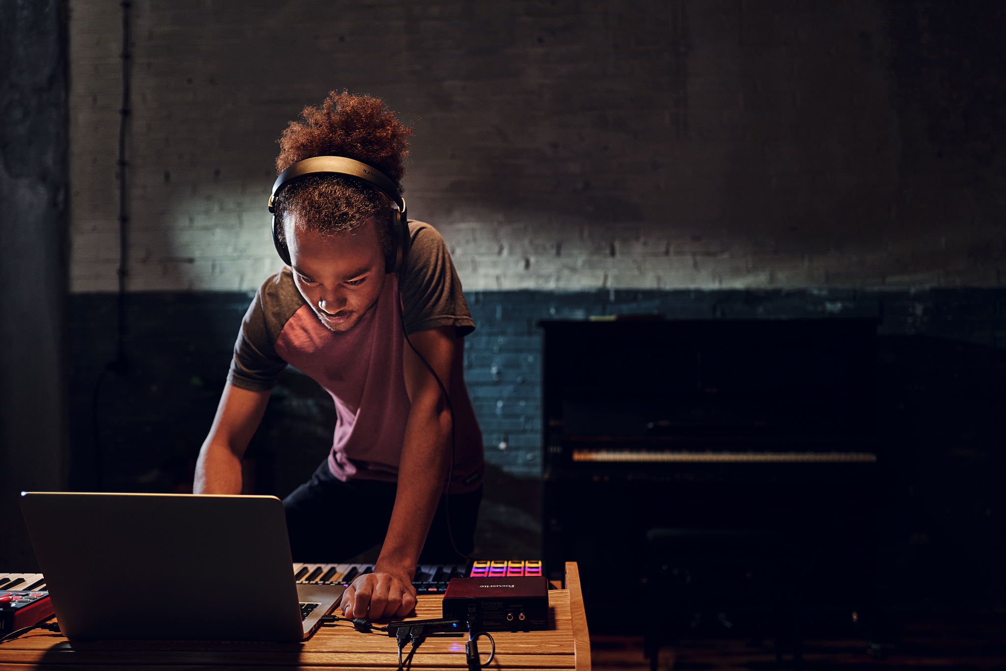 Sennheiser has your new studio companion: The HD 400 PRO offers detailed and linear sound for critical mixing applications Sennheiser has your new studio companion: The HD 400 PRO offers detailed and linear sound for critical mixing applications