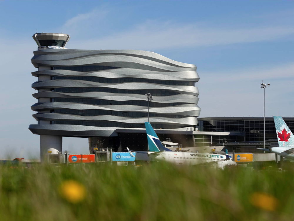 Buitenkant EIA | credits: Edmonton International Airport