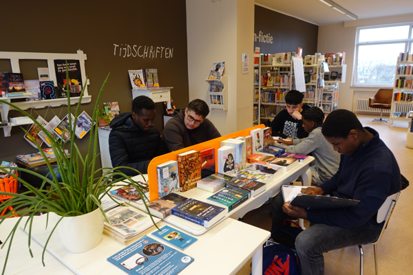 One free membership card for all Brussels libraries