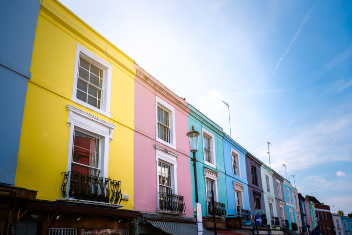 hermosas-fachadas-casas-multicolores-notting-hill.jpg