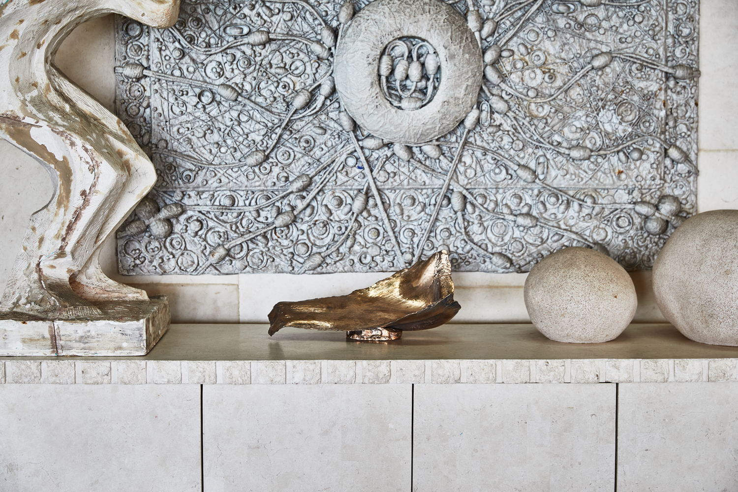 Desert Sculpture is composed of a palm segment hand-selected by the artist. Each piece is truly bespoke with every base hand sculpted individually.