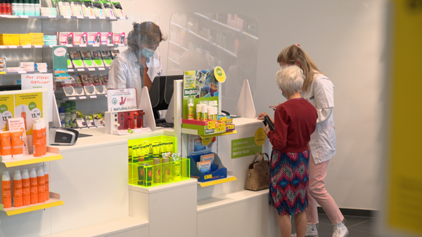 Helft van de Belgen gaat naar apotheker voor gezondheidsadvies