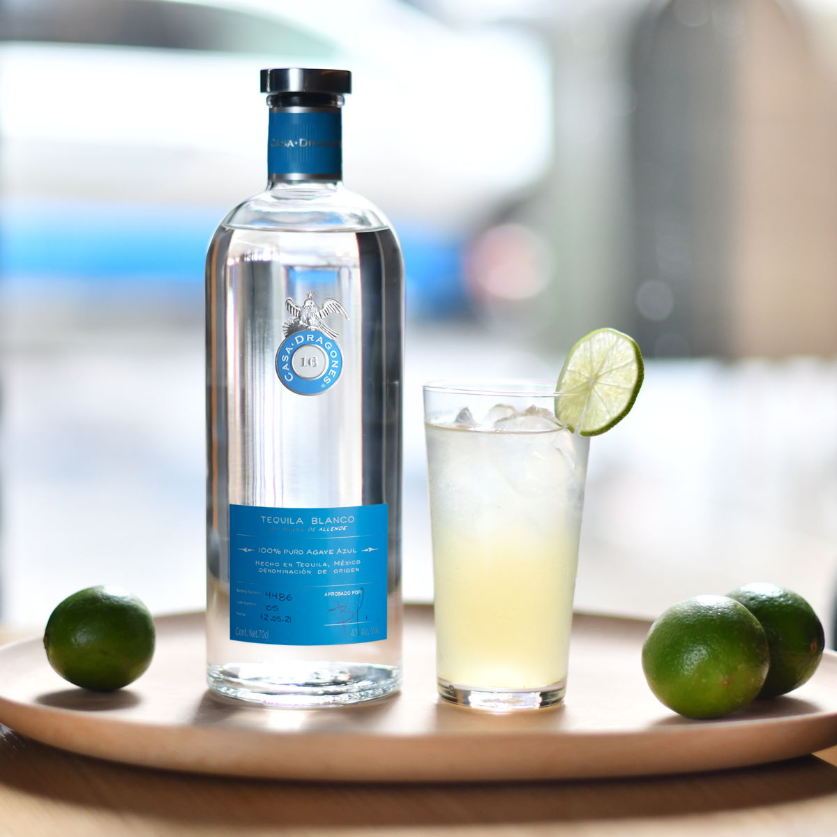 Crypto Tonic con Casa Dragones Blanco