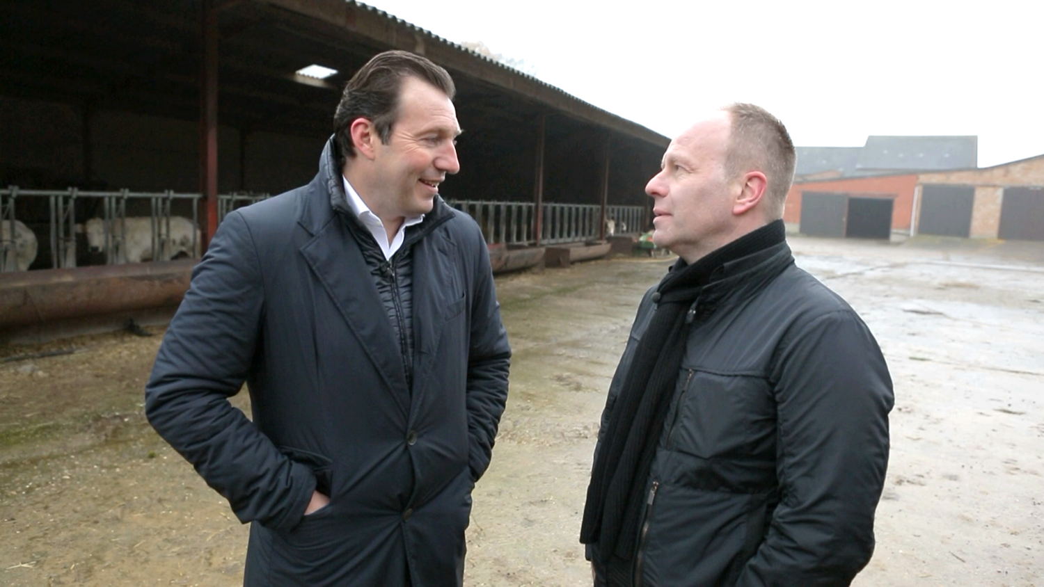 Marc Wilmots en Ben Crabbé in Karakters - (c) VRT - deMENSEN