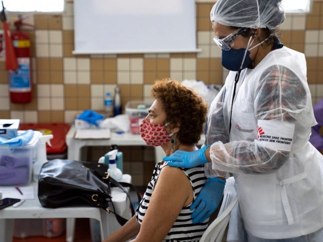 MSF se muestra profundamente decepcionada con el insuficiente acuerdo alcanzado en la OMC sobre las patentes COVID-19
