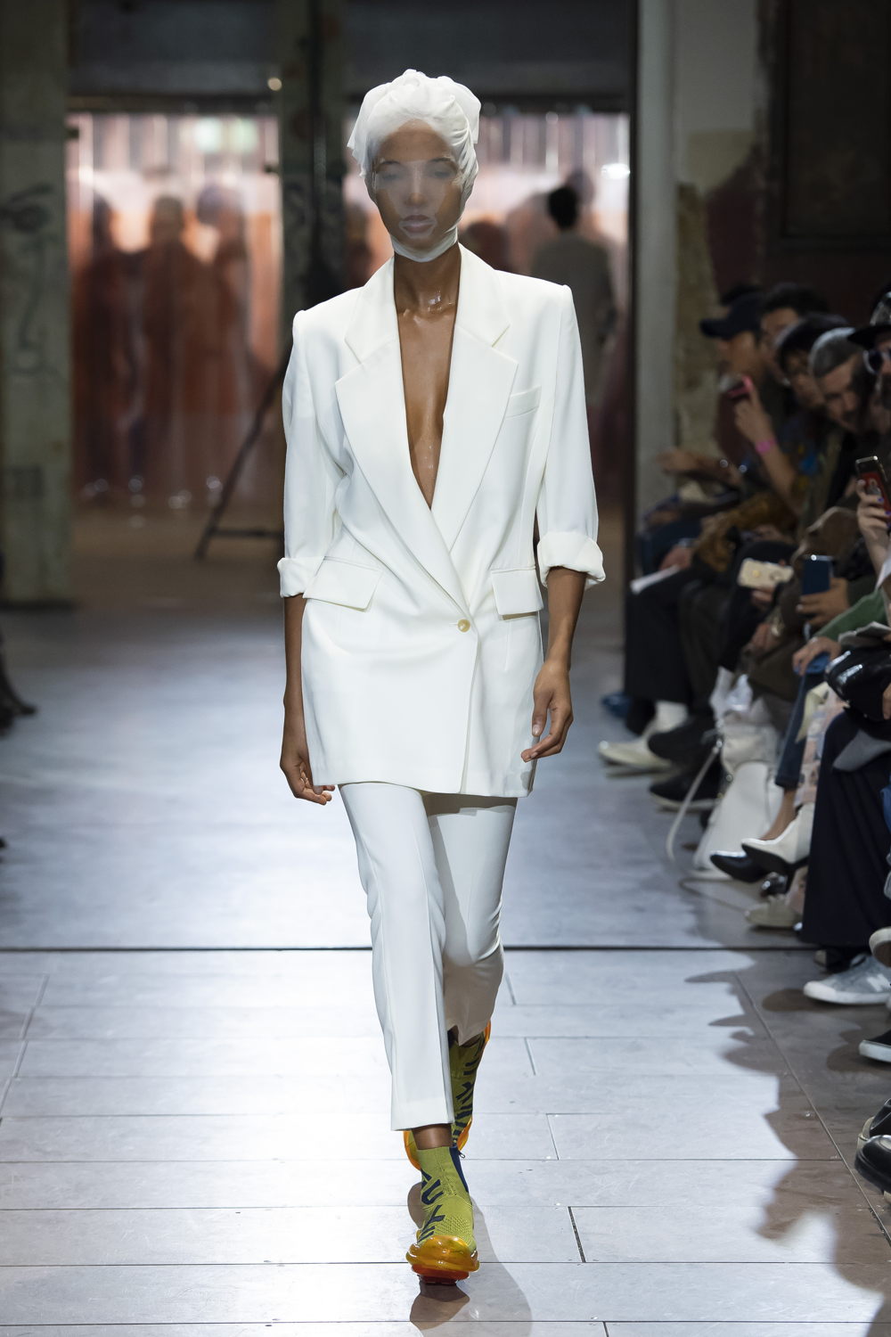 Giddy Up S/S2019 - Look 18
Photo: Shoji Fuji