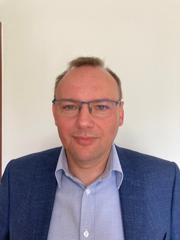 Nombramiento de Tomasz Grabias como Director de Ventas y Marketing de la principal cuenta internacional de DRiV Motorparts