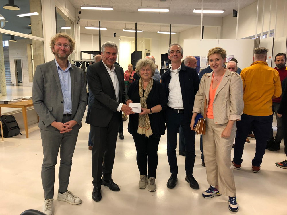 vlnr: directeur cultuur Piet Forger,  
schepen Carl Devlies, 
schepen Denise Vandevoort, architect Mark Tuff en coördinator gebieds- en projectontwikkeling Karen Landuyt