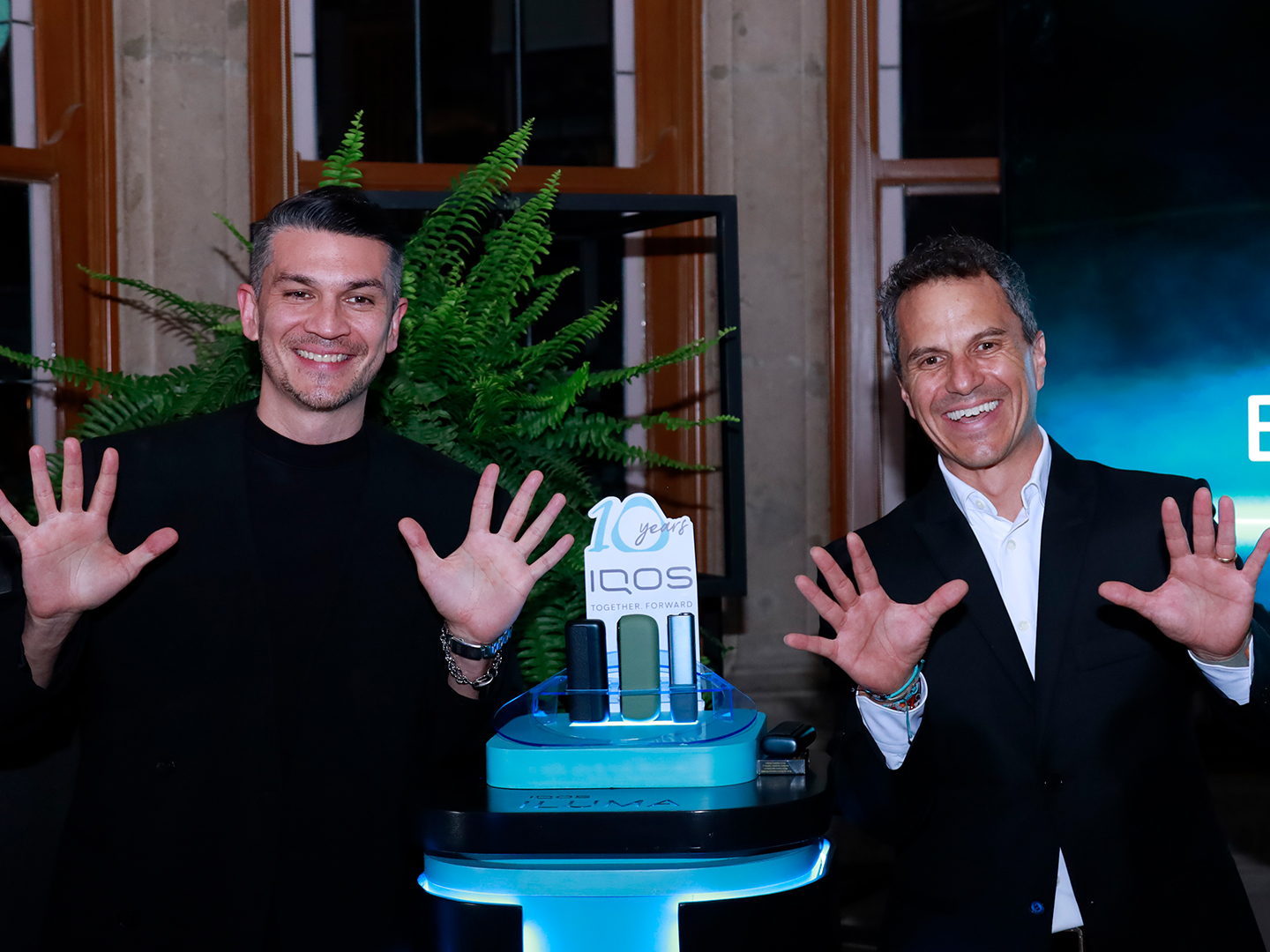 Philip Morris México celebra una década de IQOS en el mundo: la alternativa sin humo que transformó la vida de 100 mil fumadores en el país  