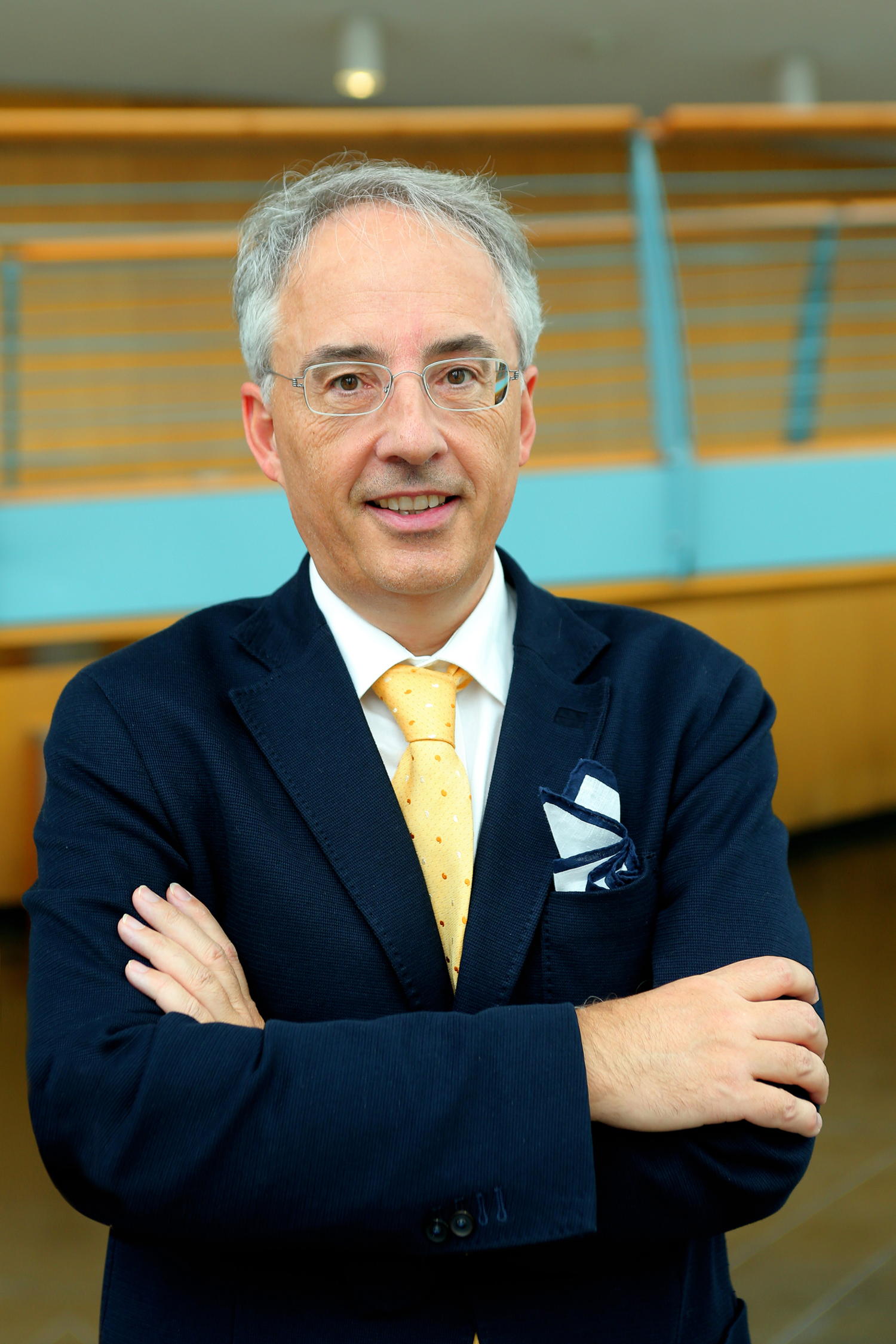 prof. dr. Frederik Nevens