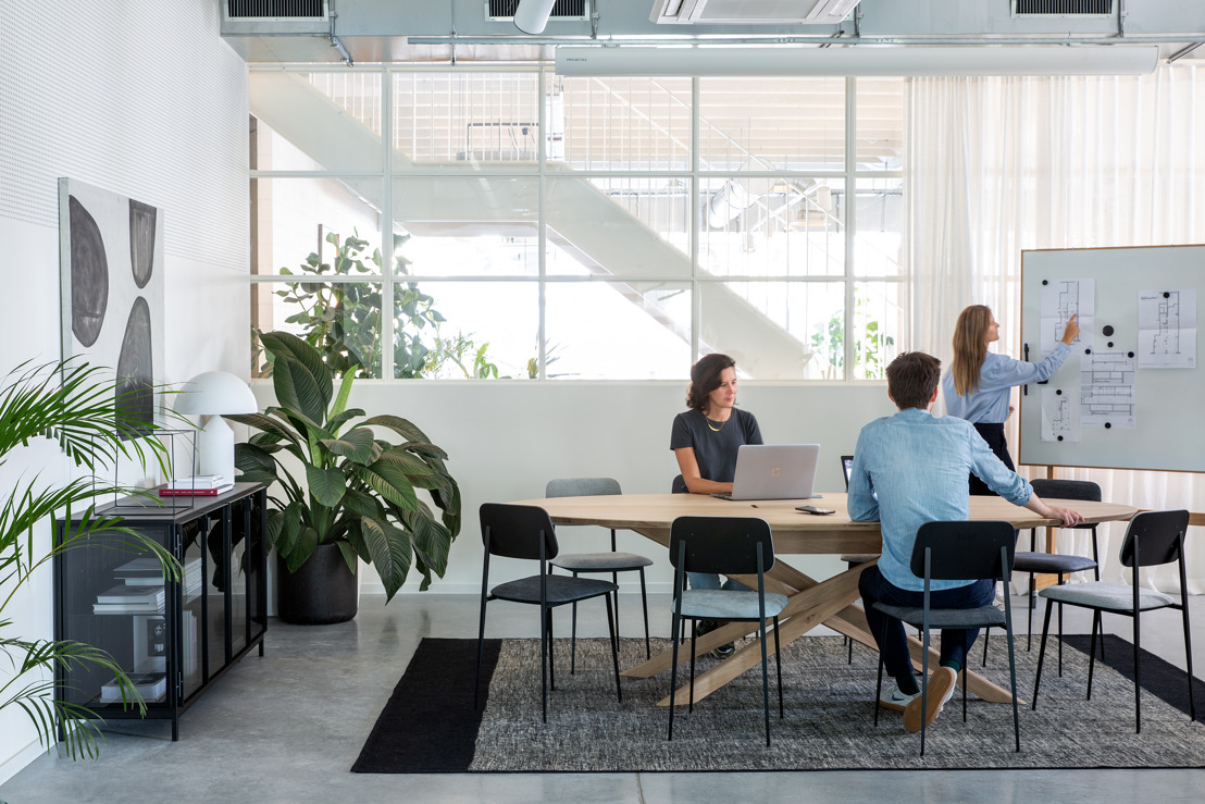 The workspace by Ethnicraft for the first time at ORGATEC