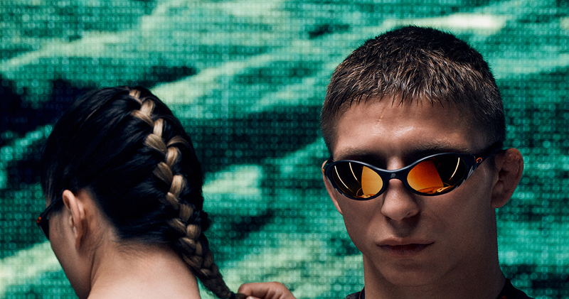 DISRUPTIVE DESIGN, ENGINEERED FOR FUNCTION: OAKLEY AND