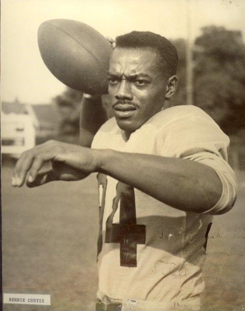 Bernie Custis (via the Hamilton Tiger-Cats)