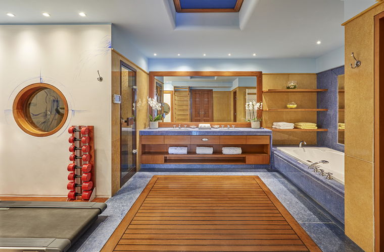 Wellness Waterfront Island Suite