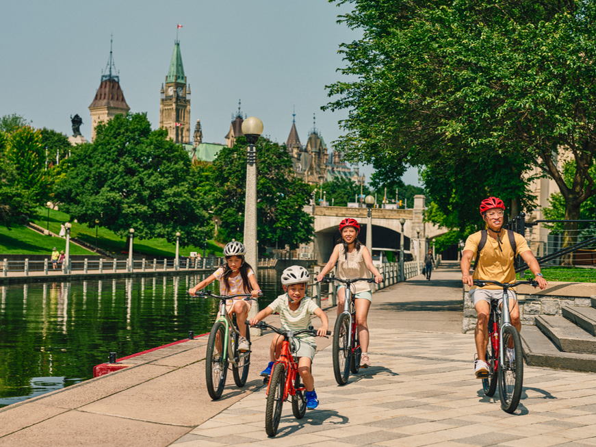 La aventura espera a grupos y viajeros FIT bajo el sol de verano de Ottawa