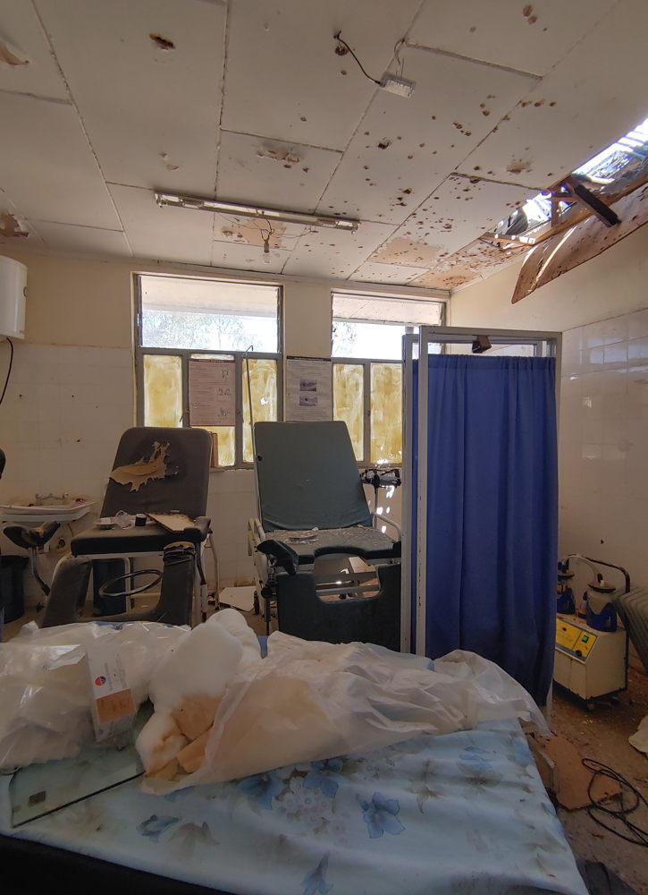 Attacks on healthcare in Tigray, Ethiopia
A rocket impacted against the delivery room at the Sebeya health centre, in east Tigray, destroying it. Photographer: MSF Attacks on healthcare in Tigray, Ethiopia
A rocket impacted against the delivery room at the Sebeya health centre, in east Tigray, destroying it. Photographer: MSF
