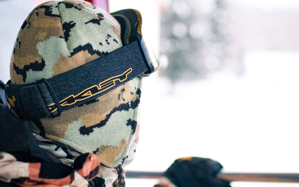OAKLEY STÅLE SANDBECH - LIFESTYLE IMAGE (1)