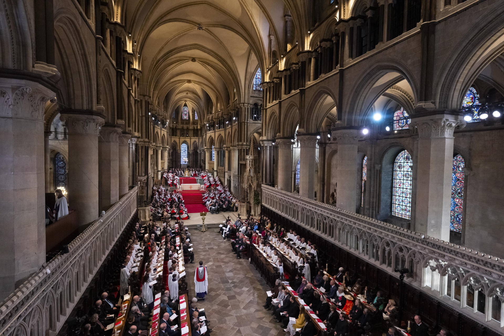 d&b solutions deploys Sennheiser Spectera for the installation of the Archbishop of Canterbury 