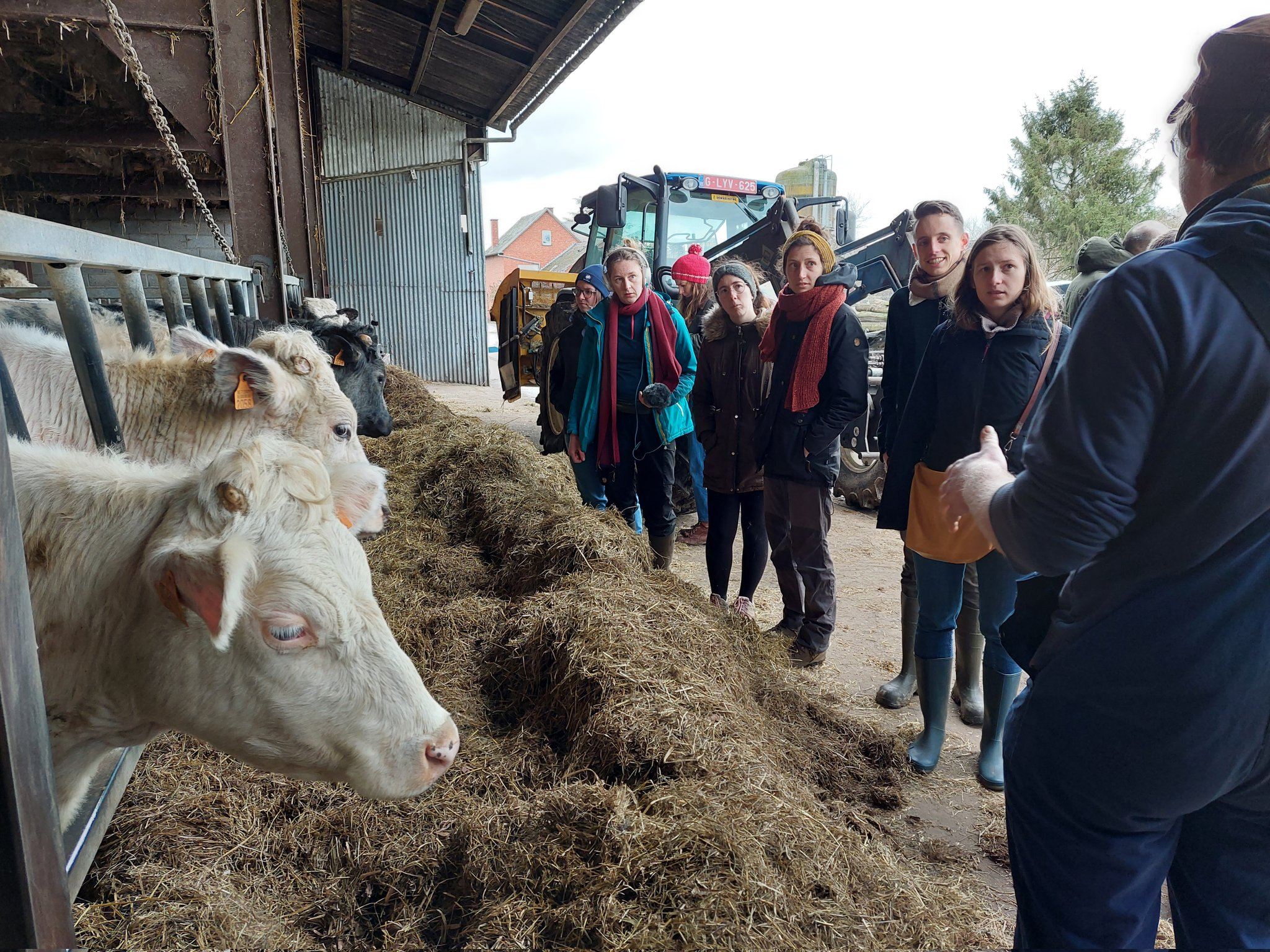 20 jonge landbouwers en natuurbeschermers gaan 24u lang in gesprek met elkaar tijdens een 'bootcamp'  ©Sanne Govaert