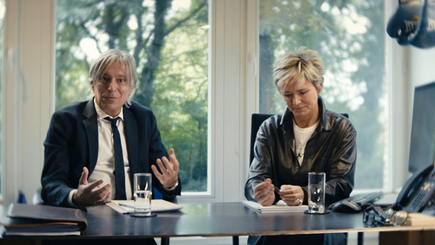 Godvergeten: Advocaten Walter Van Steenbrugge en Christine Mussche