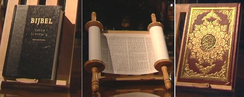 Karrewiet Plus over heilige boeken: Bijbel, Thora en Koran