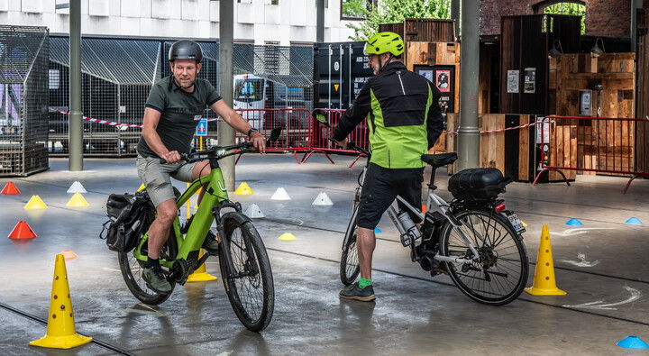 DAG VAN DE SPEEDPEDELEC: GEBRUIKERS FRISSEN KENNIS EN VAARDIGHEDEN OP IN ANTWERPEN.