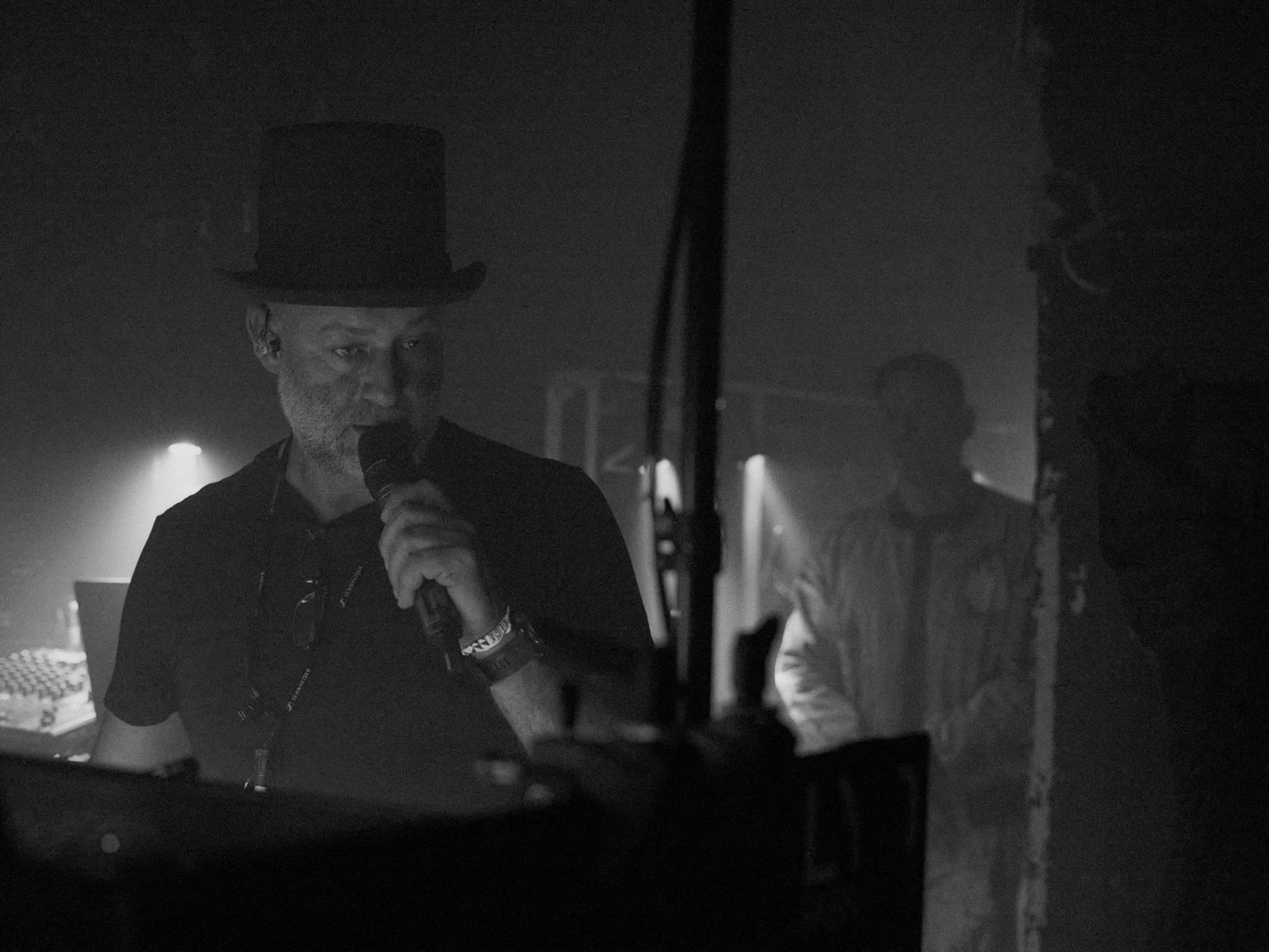 The man with the tall hat is Christian Almer, Infernal’s monitor engineer – Photo credit: Jannick Boerlum