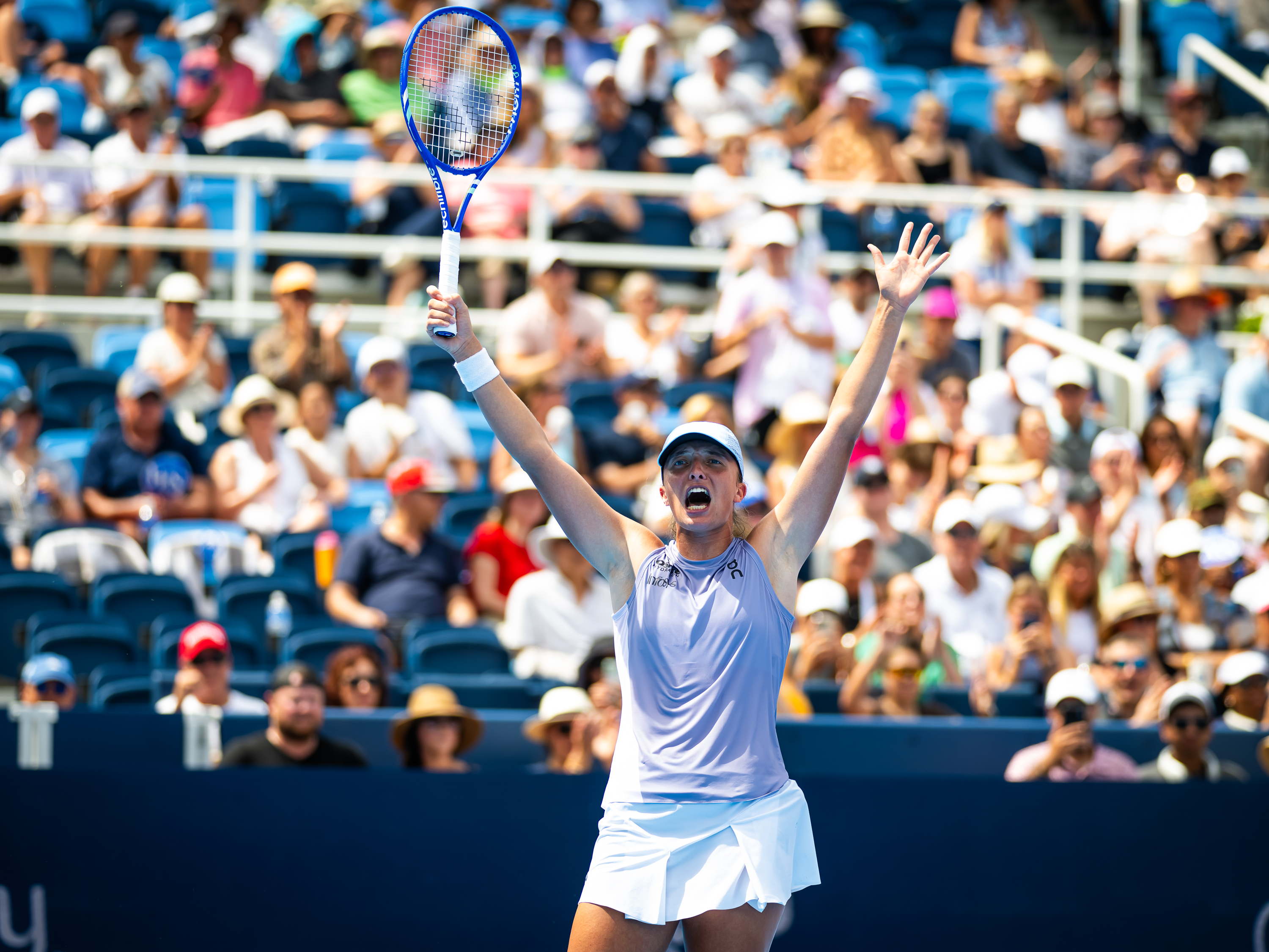 Iga Świątek wins first Cincinnati Open Title 