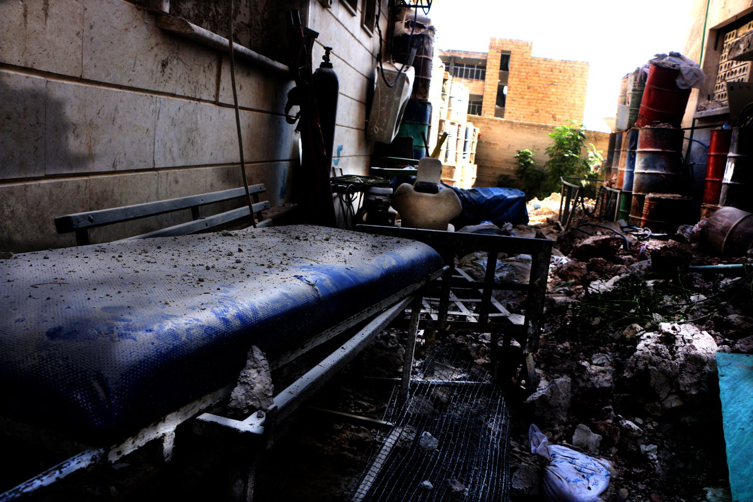 Les décombres de l'hôpital M10 à Alep après le bombardement du 28 septembre 2016 MSF/Ghaith Yaqout Al-Murjan