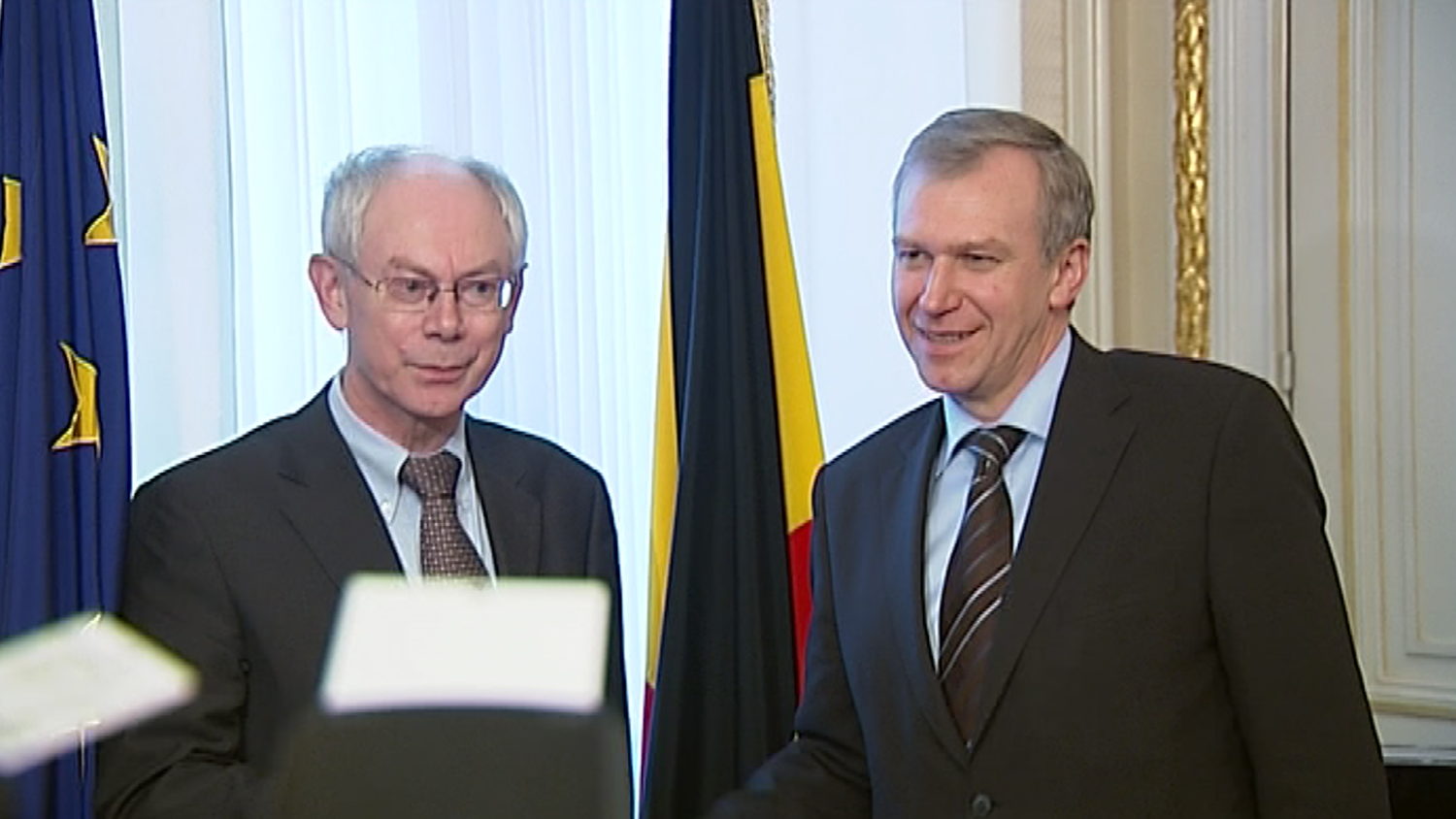 Herman van Rompuy wordt Europees president en Yves- Leterme opnieuw premier - 2009