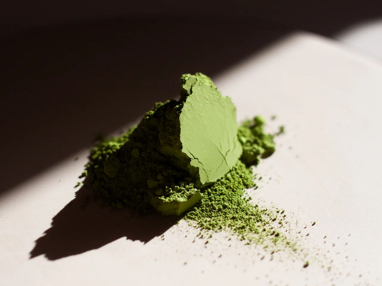 Hoe je échte, authentieke matcha herkent en bereidt