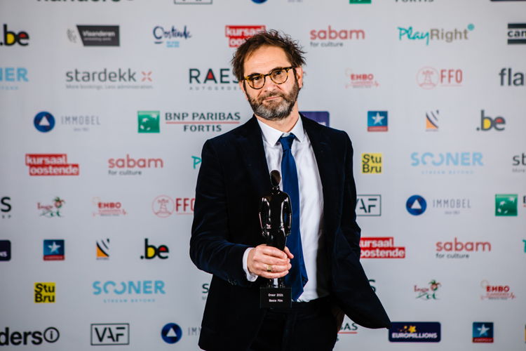 Bart Van Langendonck ontvangt 'Beste Film' voor 'De Patrick'