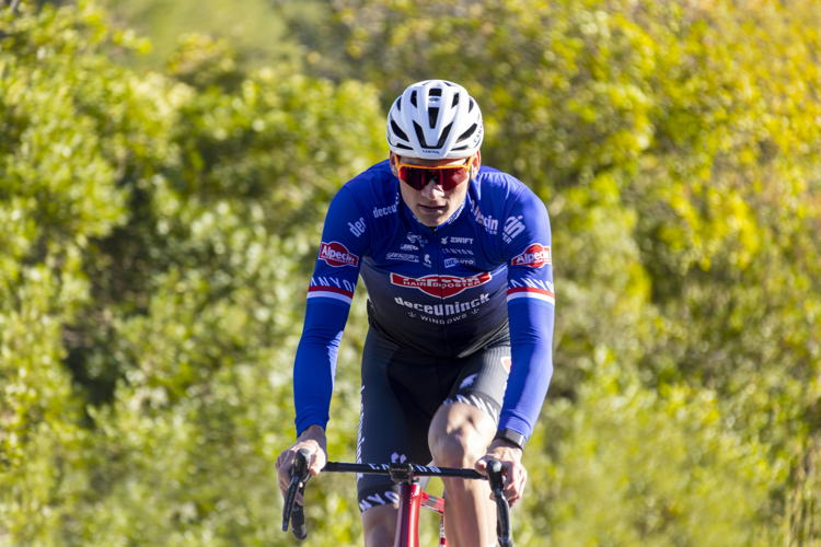 OAKLEY MATHIEU VAN DER POEL SIGNATURE SERIES COLLECTION CAMPAIGN IMAGE (3)