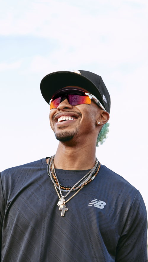 OAKLEY ENCODER - FRANCISCO LINDOR LIFESTYLE IMAGE (3)