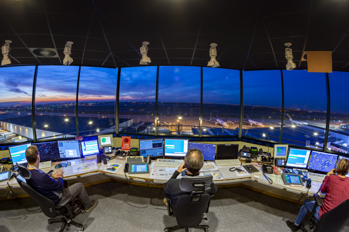 EBLG-ATC-Control_tower-Inside-0005 (1).jpg