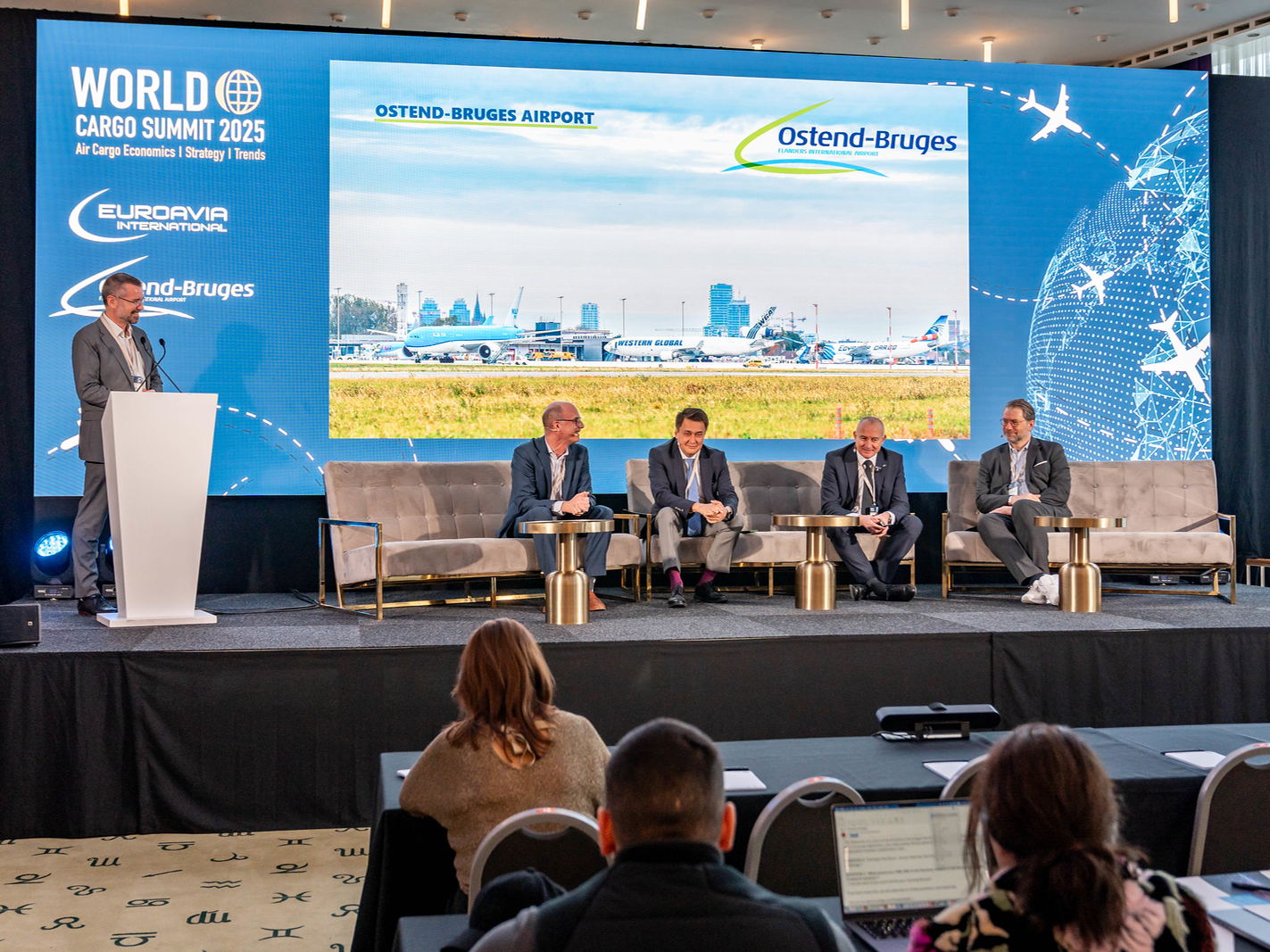 World Cargo Summit 2025 brengt meer dan 300 leiders en experts op vlak van cargo samen in Oostende