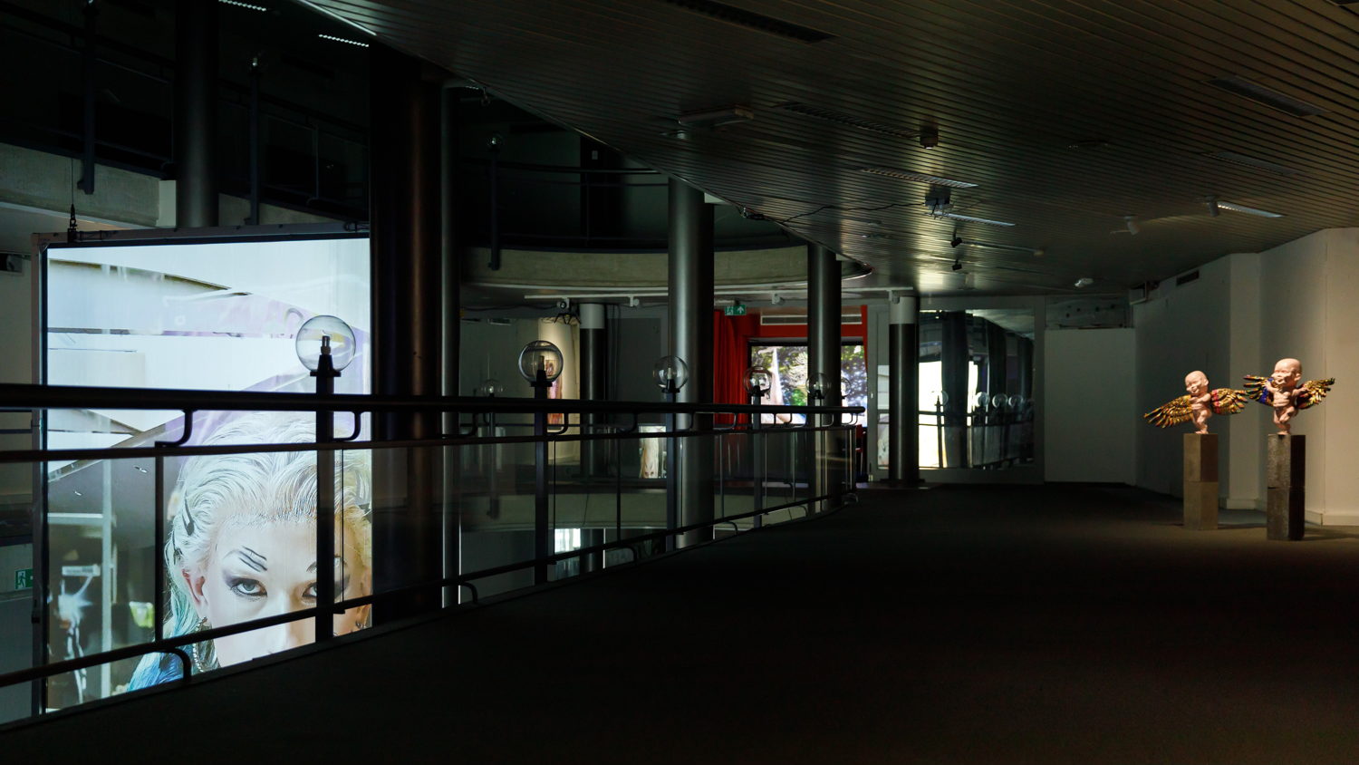 Jake Brush, Mall, Interrupted, Vonk Centrale, installation shot by Selma Gurbuz
