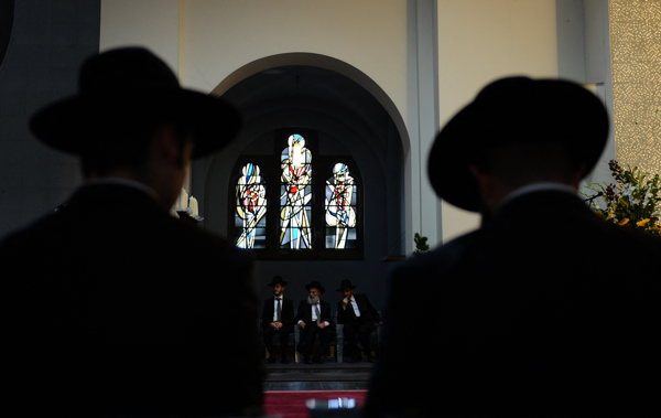 Antwerp prosecutors seek trial of two Jewish ritual circumcisers over illegal procedures