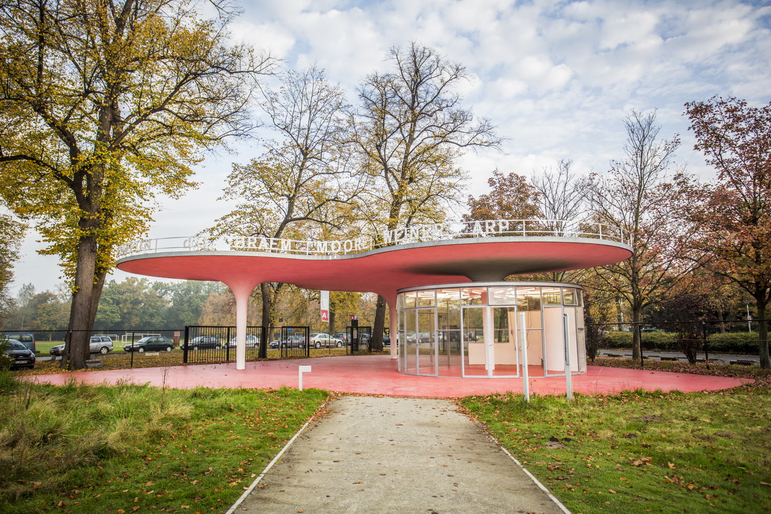 John Körmeling, Artiesteningang, 2004-2012 © John Körmeling - Photo: Joris Casaer